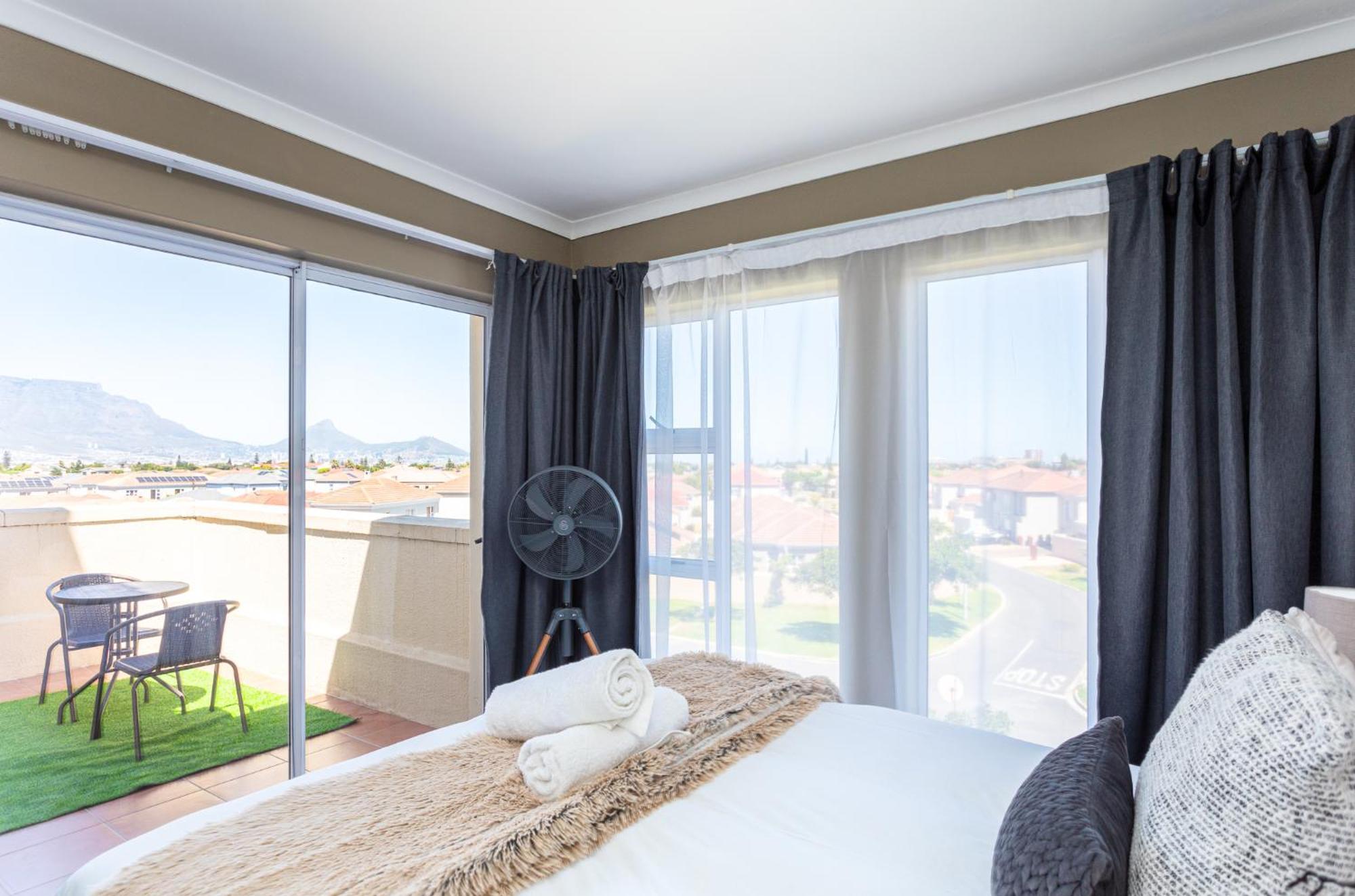 Italia 933 By Ctha Apartment
